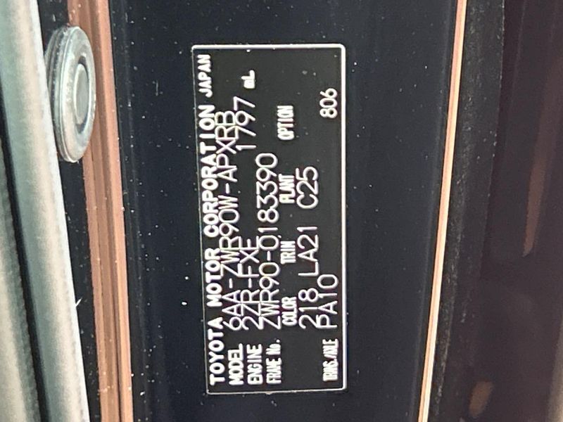 2024 Toyota Noah 6AA-ZWR90W (UW-6a79439630034)[1]