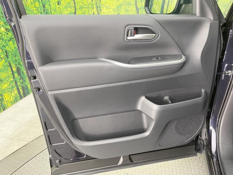 2025 Toyota Voxy 6AA-ZWR90W (UW-6a7943986bf3b)[29]