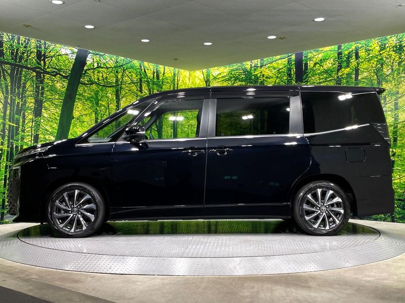 2025 Toyota Voxy 6AA-ZWR90W (UW-6a79439cca6e6)[6]