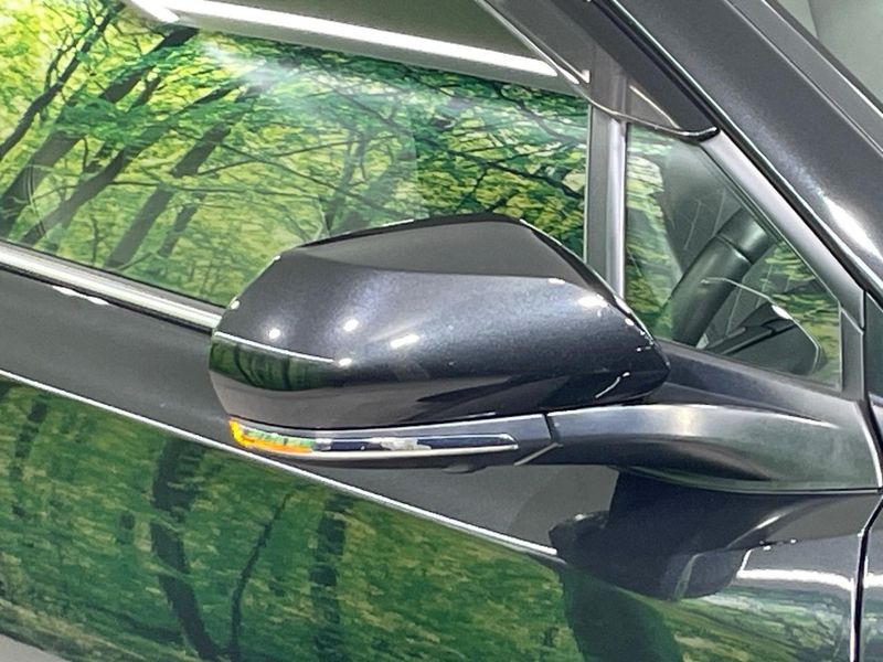 2020 Toyota C-HR 6AA-ZYX11 (UW-6a7943a4299b9)[28]