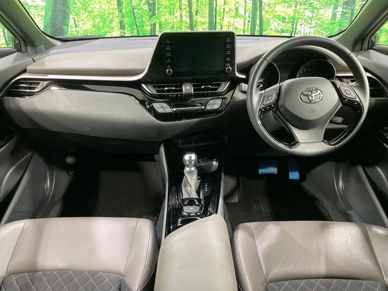 2020 Toyota C-HR 6AA-ZYX11 (UW-6a7943a4299b9)[21]