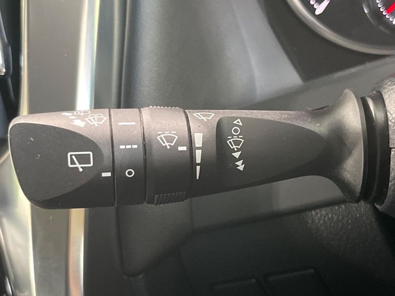 2015 Toyota Vellfire DBA-AGH30W (UW-6a7a9114da3c9)[28]