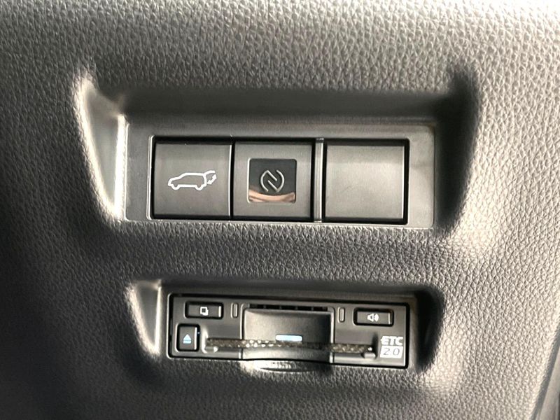 2026 Toyota RAV4 6AA-AXAN64 (UW-6a7a9149a9f94)[7]