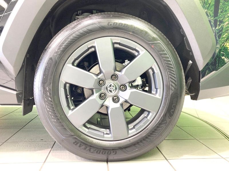2026 Toyota RAV4 6AA-AXAN64 (UW-6a7a9149e38a8)[19]