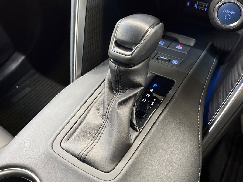 2022 Toyota Harrier Hybrid 6AA-AXUH80 (UW-6a7a91501cc16)[29]