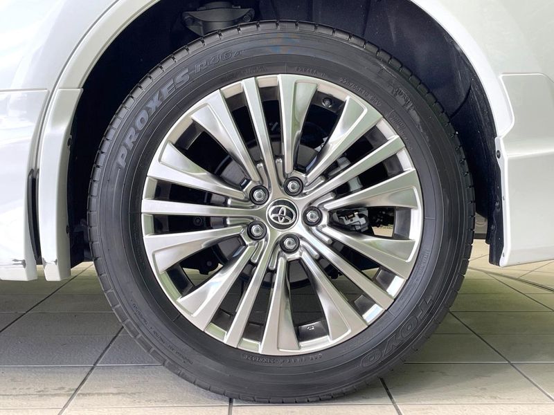 2025 Toyota Harrier Hybrid 6AA-AXUH80 (UW-6a7a9156b52f8)[14]