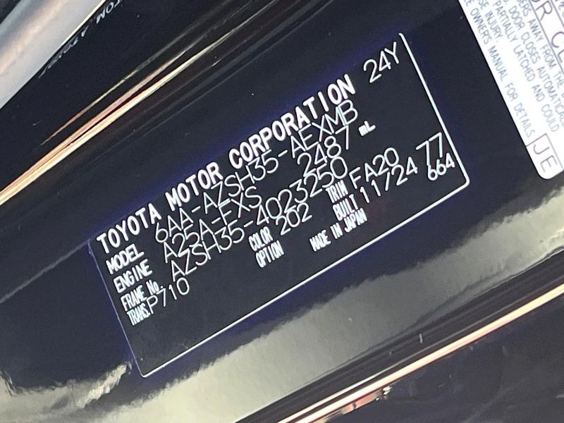 2024 Toyota Crown Crossover 6AA-AZSH35 (UW-6a7a9165611b8)[1]