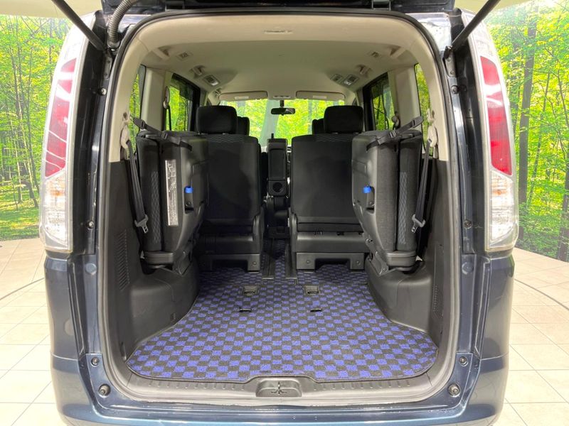 2012 Nissan Serena DBA-C26 (UW-6a7a91a894947)[19]