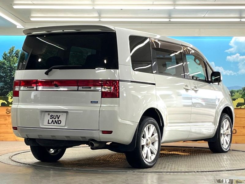 2013 Mitsubishi Delica D:5 LDA-CV1W (UW-6a7a91a9ce93e)[25]