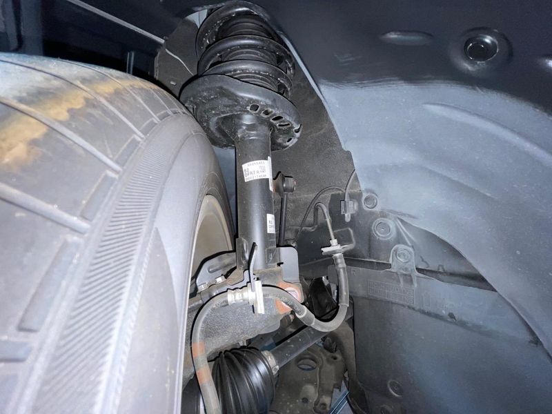 2020 Mazda CX-30 5BA-DMEP (UW-6a7a91c11f8c9)[21]