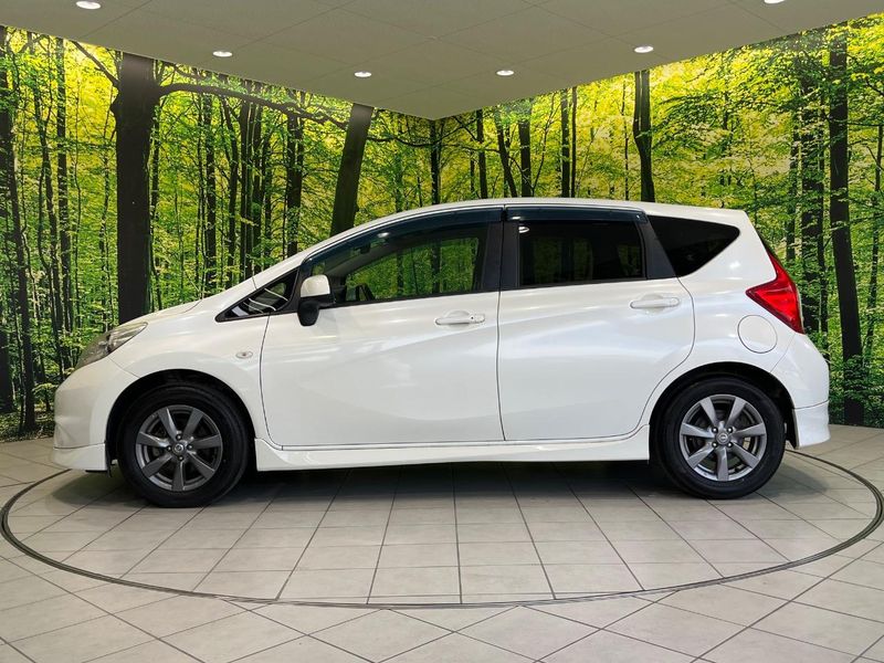 2013 Nissan Note DBA-E12 (UW-6a7a91c678e48)[20]