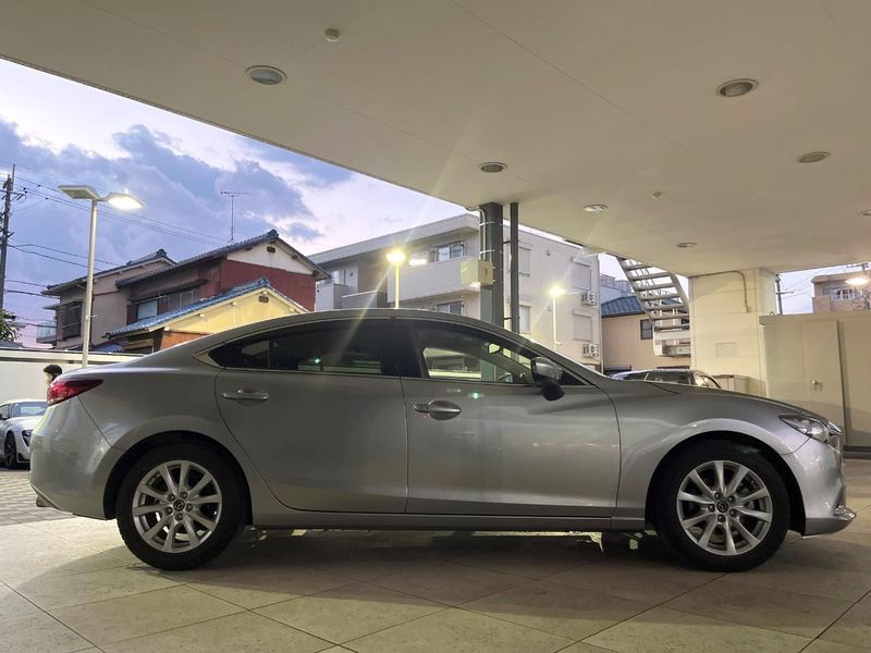 2014 Mazda Atenza Sedan LDA-GJ2FP (UW-6a7a91ff28a6a)[25]