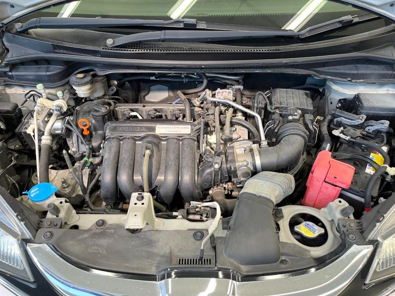 2015 Honda Fit DBA-GK3 (UW-6a7a920051850)[4]