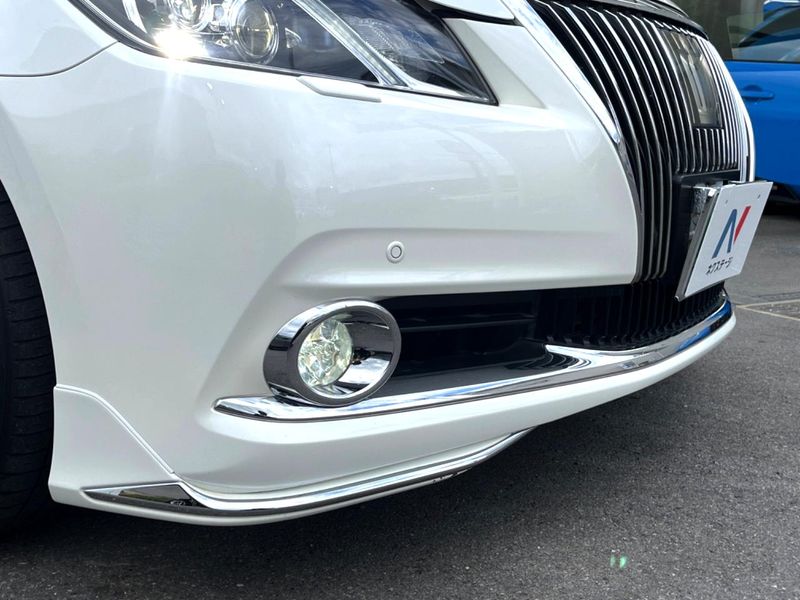 2015 Toyota Crown Majesta DAA-GWS214 (UW-6a7a9225c6703)[9]