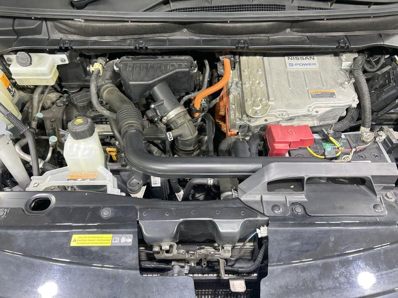 2020 Nissan Serena DAA-HFC27 (UW-6a7a92482b08a)[5]
