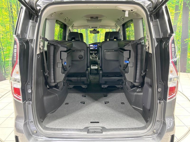 2020 Nissan Serena DAA-HFC27 (UW-6a7a92482b08a)[28]