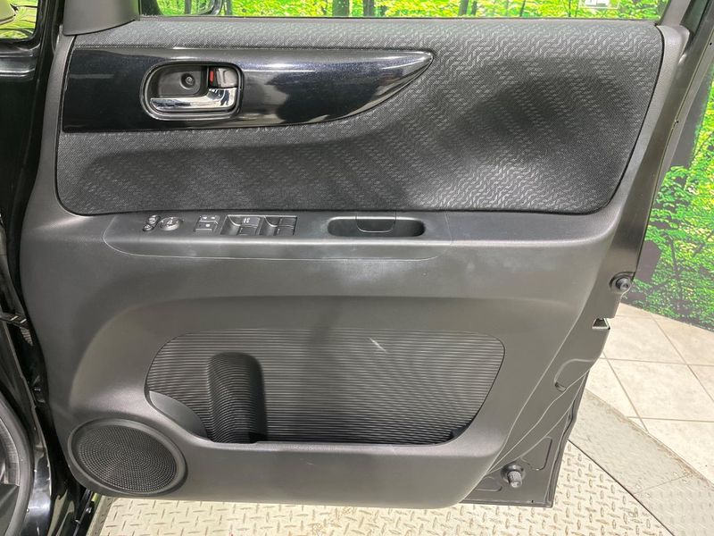 2011 Honda N-BOX CUSTOM DBA-JF1 (UW-6a7a9266971cb)[18]