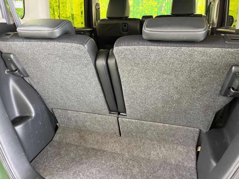 2016 Honda N-BOX CUSTOM DBA-JF1 (UW-6a7a9274e6566)[28]