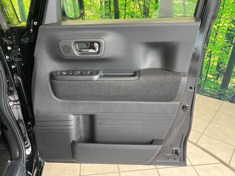 2024 Honda N-BOX CUSTOM 6BA-JF5 (UW-6a7a929f14999)[20]