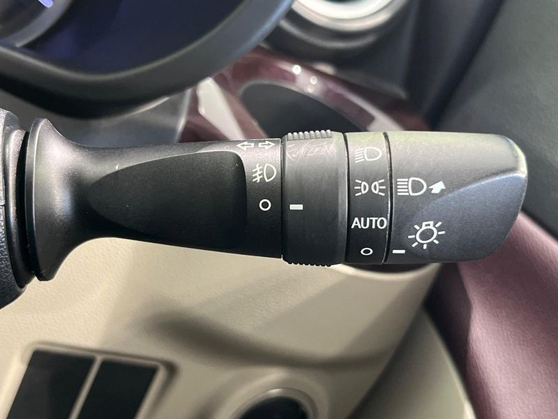 2017 Daihatsu Cast DBA-LA250S (UW-6a7a92f088375)[12]