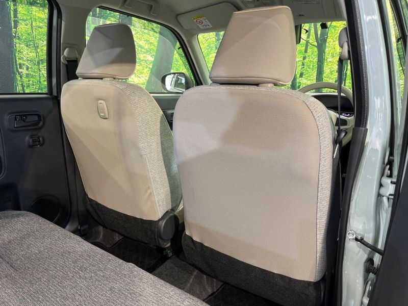 2020 Daihatsu Mira Tocot 5BA-LA550S (UW-6a7a92fec5d3b)[26]