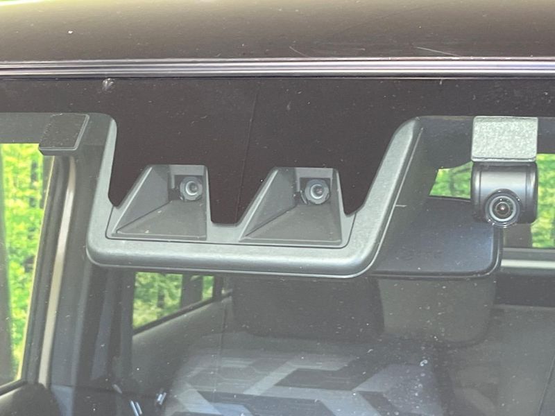 2021 Daihatsu Taft 5BA-LA900S (UW-6a7a932b1c13d)[12]