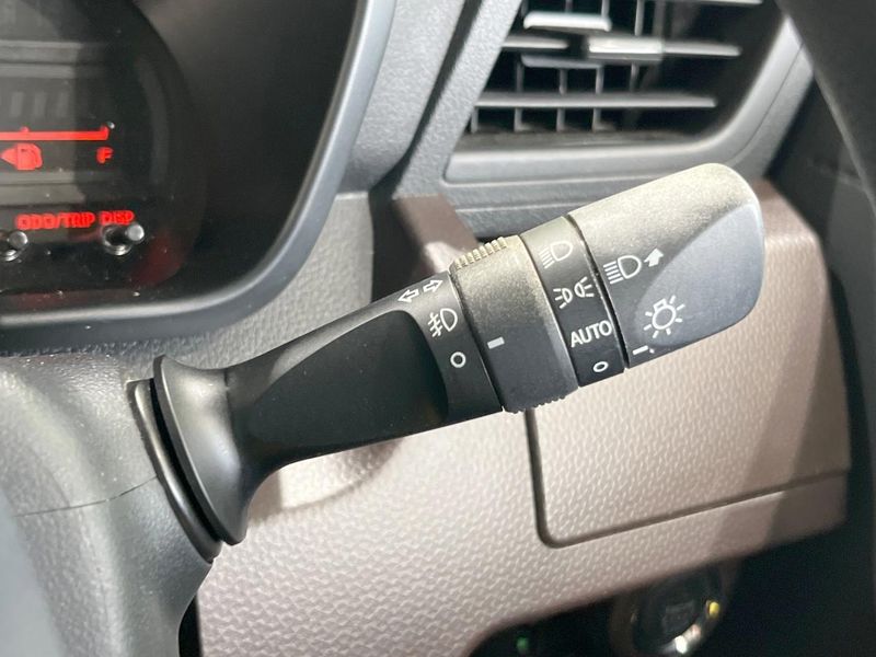 2019 Toyota Roomy DBA-M900A (UW-6a7a9340cda4c)[28]