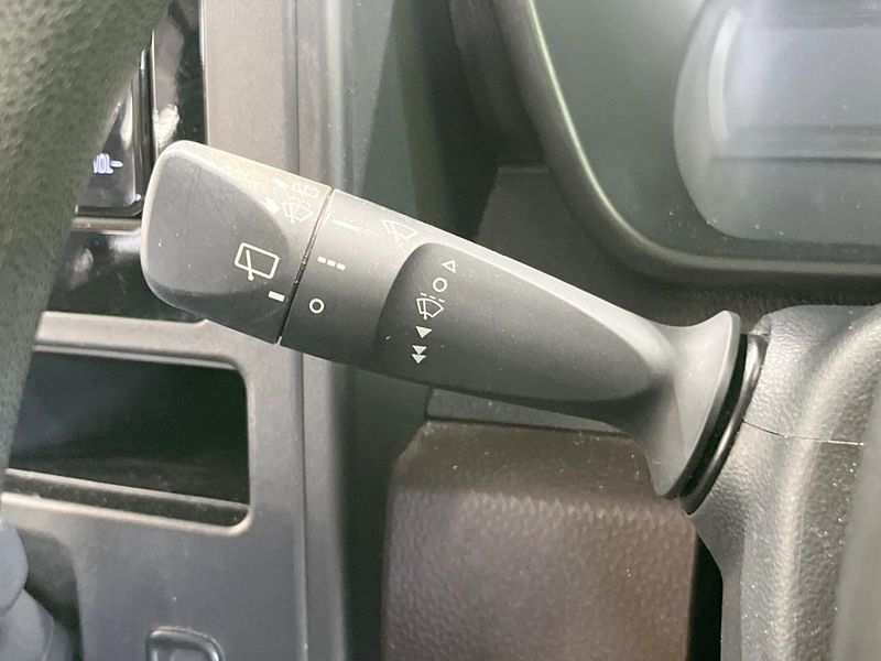 2019 Toyota Roomy DBA-M900A (UW-6a7a9340cda4c)[29]