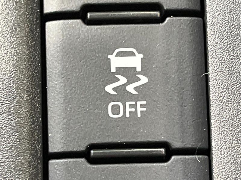2023 Toyota Yaris 5BA-MXPA15 (UW-6a7a93c740005)[28]