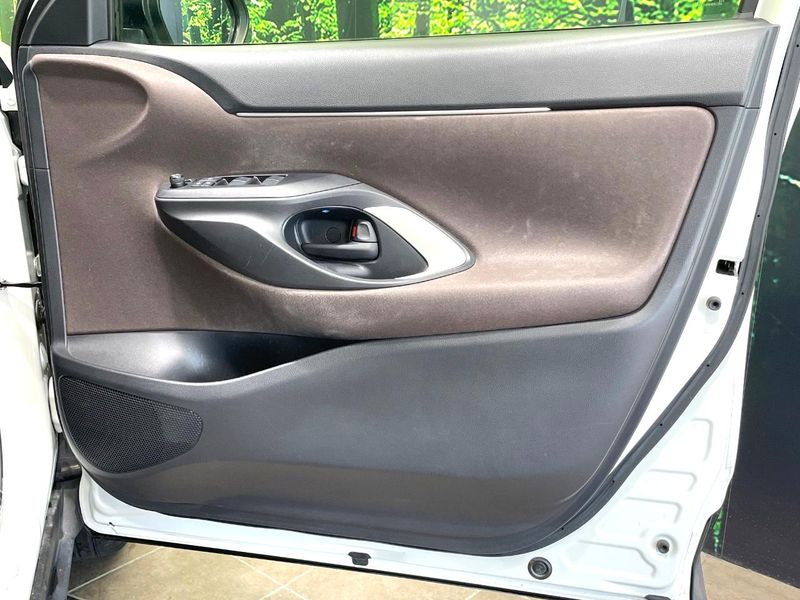 2022 Toyota Yaris Cross 6AA-MXPJ10 (UW-6a7a93d175360)[7]