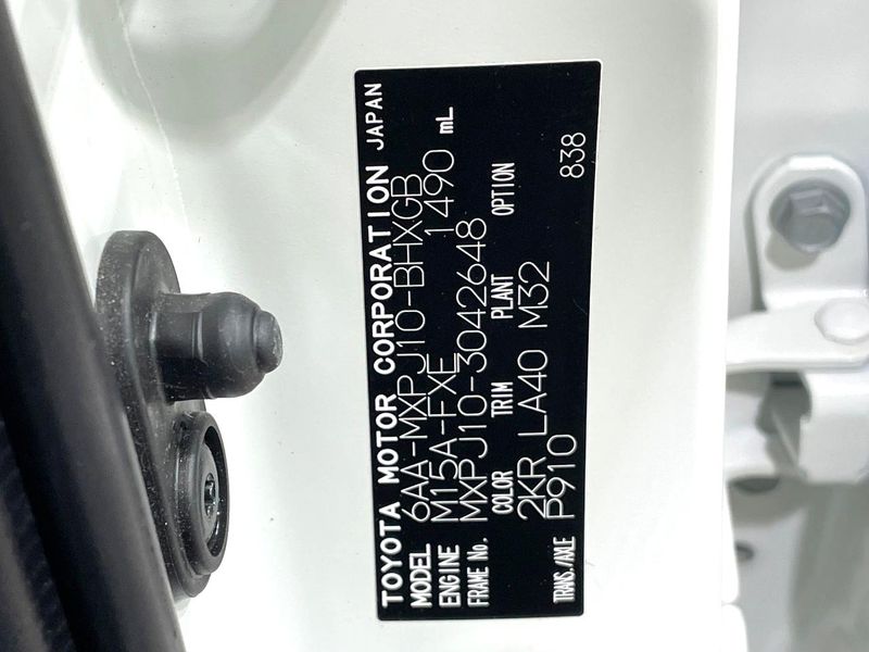 2022 Toyota Yaris Cross 6AA-MXPJ10 (UW-6a7a93d175360)[1]