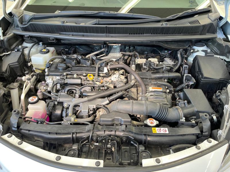 2021 Toyota Aqua 6AA-MXPK11 (UW-6a7a93da41298)[6]