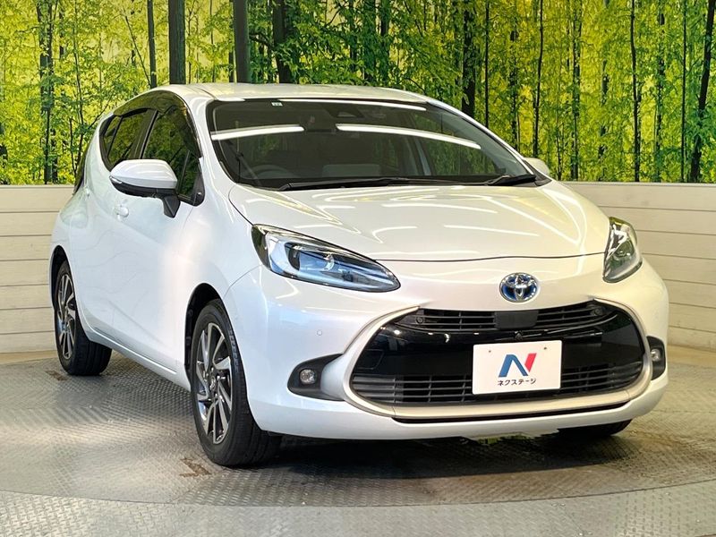 2021 Toyota Aqua 6AA-MXPK11 (UW-6a7a93da41298)[26]