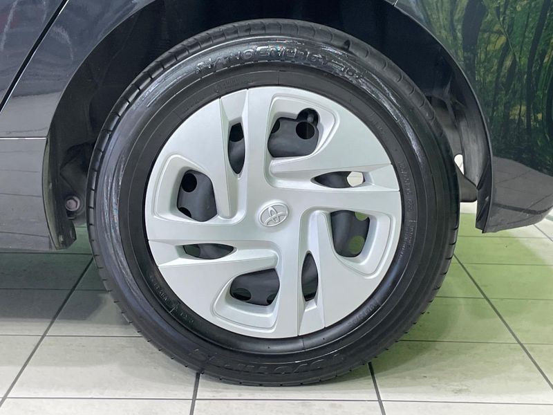 2024 Toyota Aqua 6AA-MXPK11 (UW-6a7a93df019f8)[6]