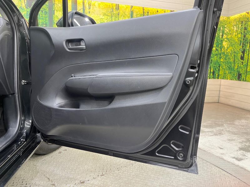 2022 Toyota Aqua 6AA-MXPK11 (UW-6a7a93df88ca4)[11]
