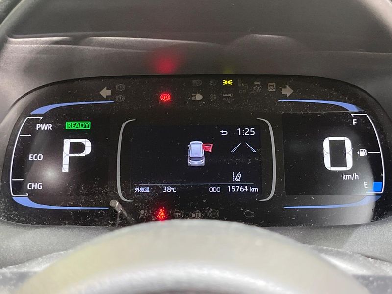 2022 Toyota Aqua 6AA-MXPK11 (UW-6a7a93df88ca4)[17]