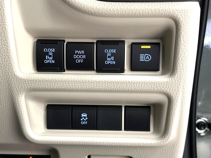 2026 Toyota Sienta 6AA-MXPL10G (UW-6a7a93ea8e701)[9]