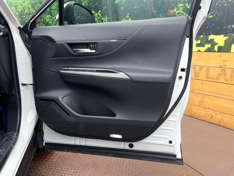 2021 Toyota Harrier 6BA-MXUA80 (UW-6a7a93f1b9ef4)[25]