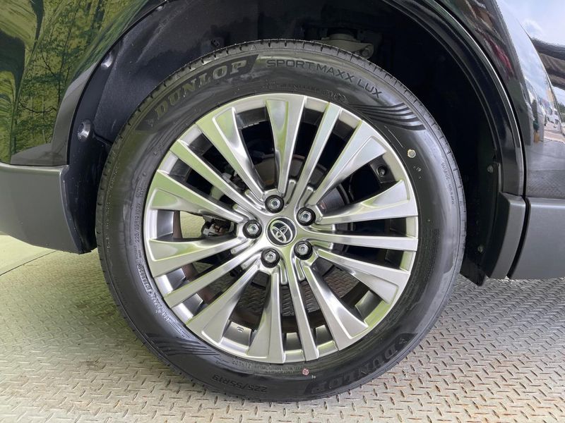 2021 Toyota Harrier 6BA-MXUA80 (UW-6a7a93f3755e6)[24]