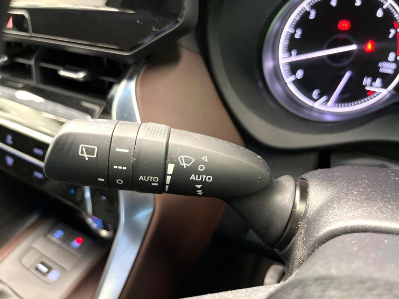 2021 Toyota Harrier 6BA-MXUA80 (UW-6a7a93f49bf58)[25]