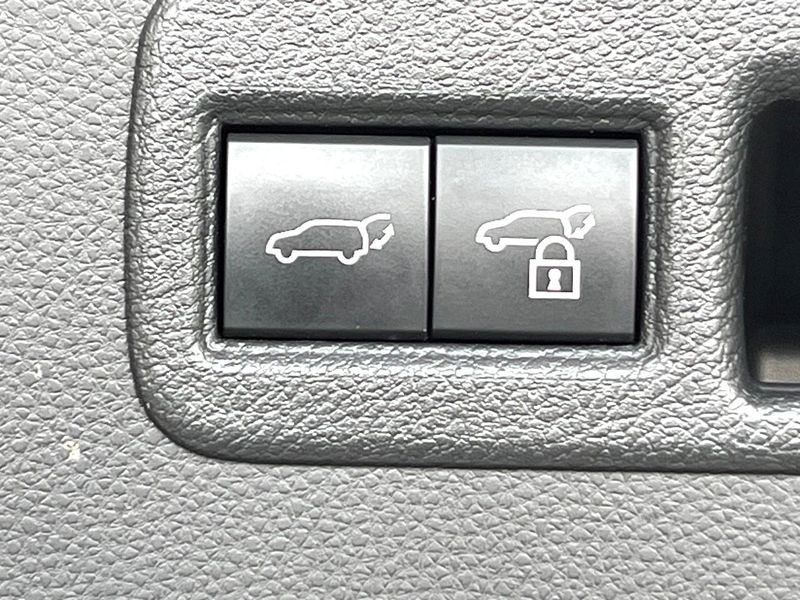 2021 Toyota Harrier 6BA-MXUA80 (UW-6a7a93f49bf58)[15]