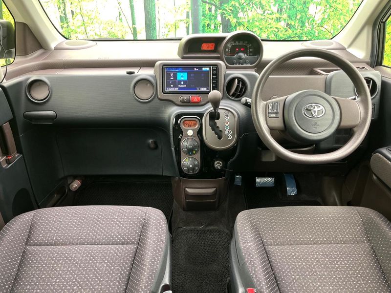 2014 Toyota Porte DBA-NCP141 (UW-6a7a9411bdfd1)[12]