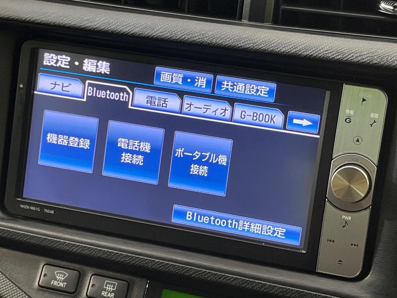 2012 Toyota Aqua DAA-NHP10 (UW-6a7a941653559)[19]