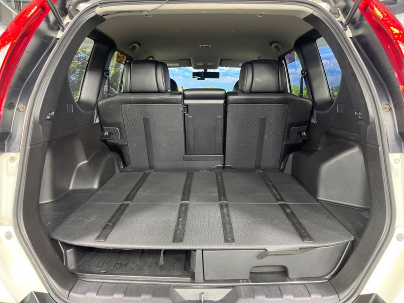 2011 Nissan X-Trail DBA-NT31 (UW-6a7a943aa5afe)[13]
