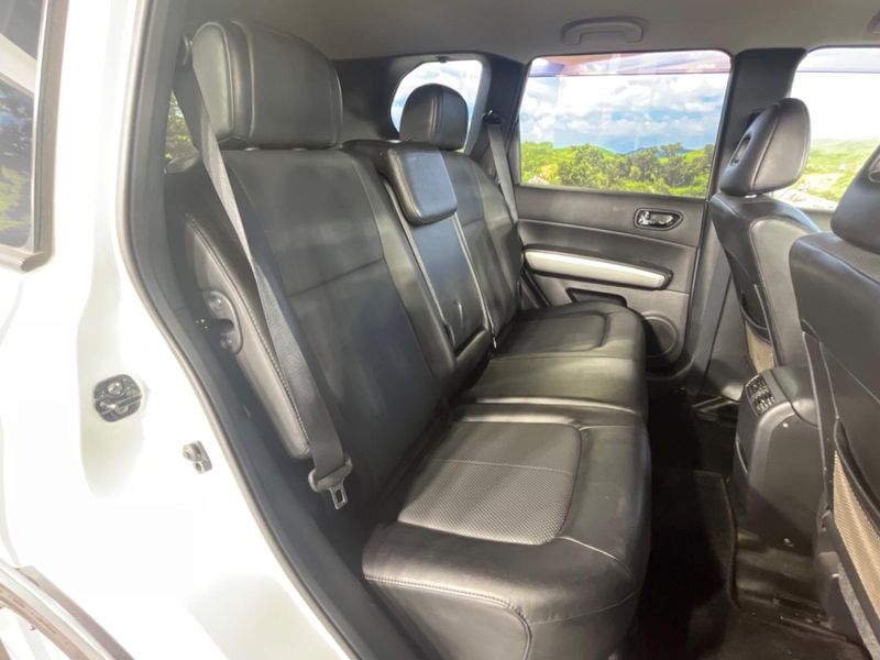 2011 Nissan X-Trail DBA-NT31 (UW-6a7a943aa5afe)[29]
