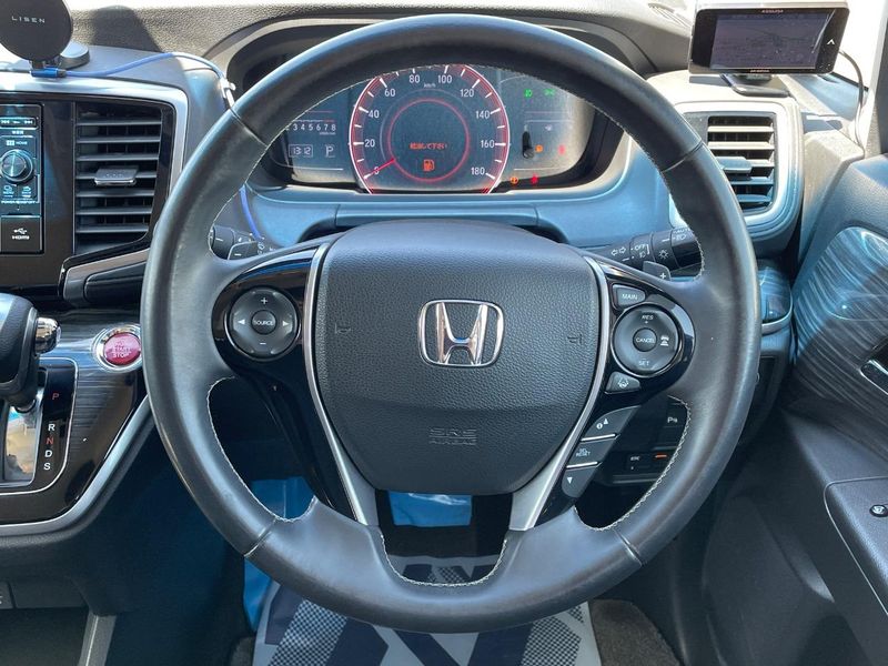 2015 Honda Odyssey DBA-RC1 (UW-6a7a9445bf918)[22]