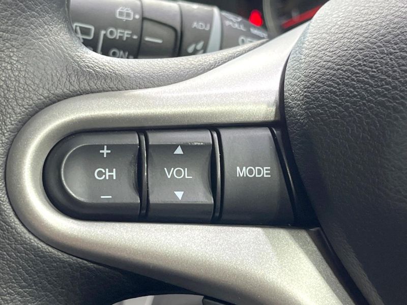 2010 Honda Stream DBA-RN6 (UW-6a7a944ce4f90)[16]
