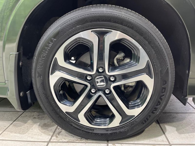 2016 Honda Vezel DAA-RU3 (UW-6a7a94569f3f7)[22]