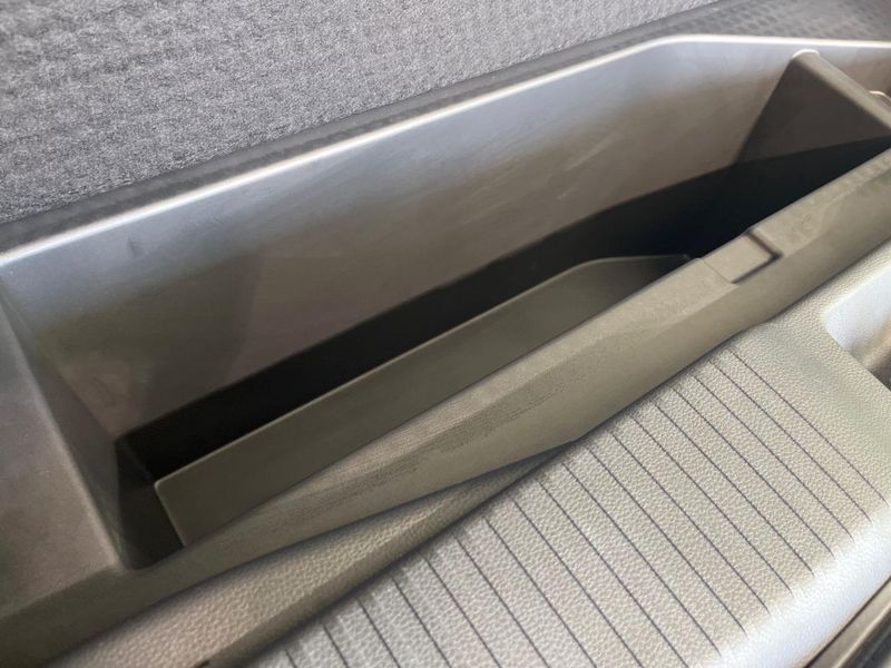 2021 Honda Vezel 6AA-RV5 (UW-6a7a945c5230b)[27]