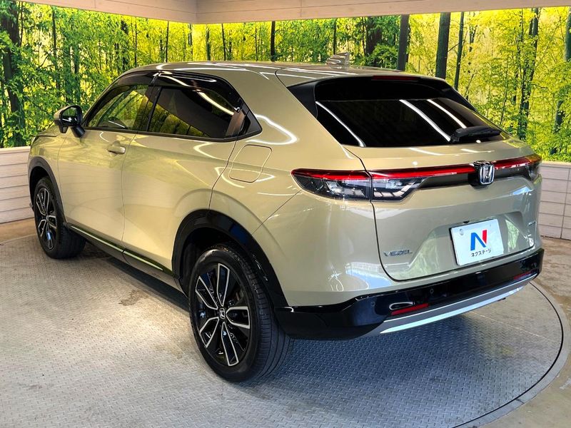 2022 Honda Vezel 6AA-RV5 (UW-6a7a945e86f42)[11]